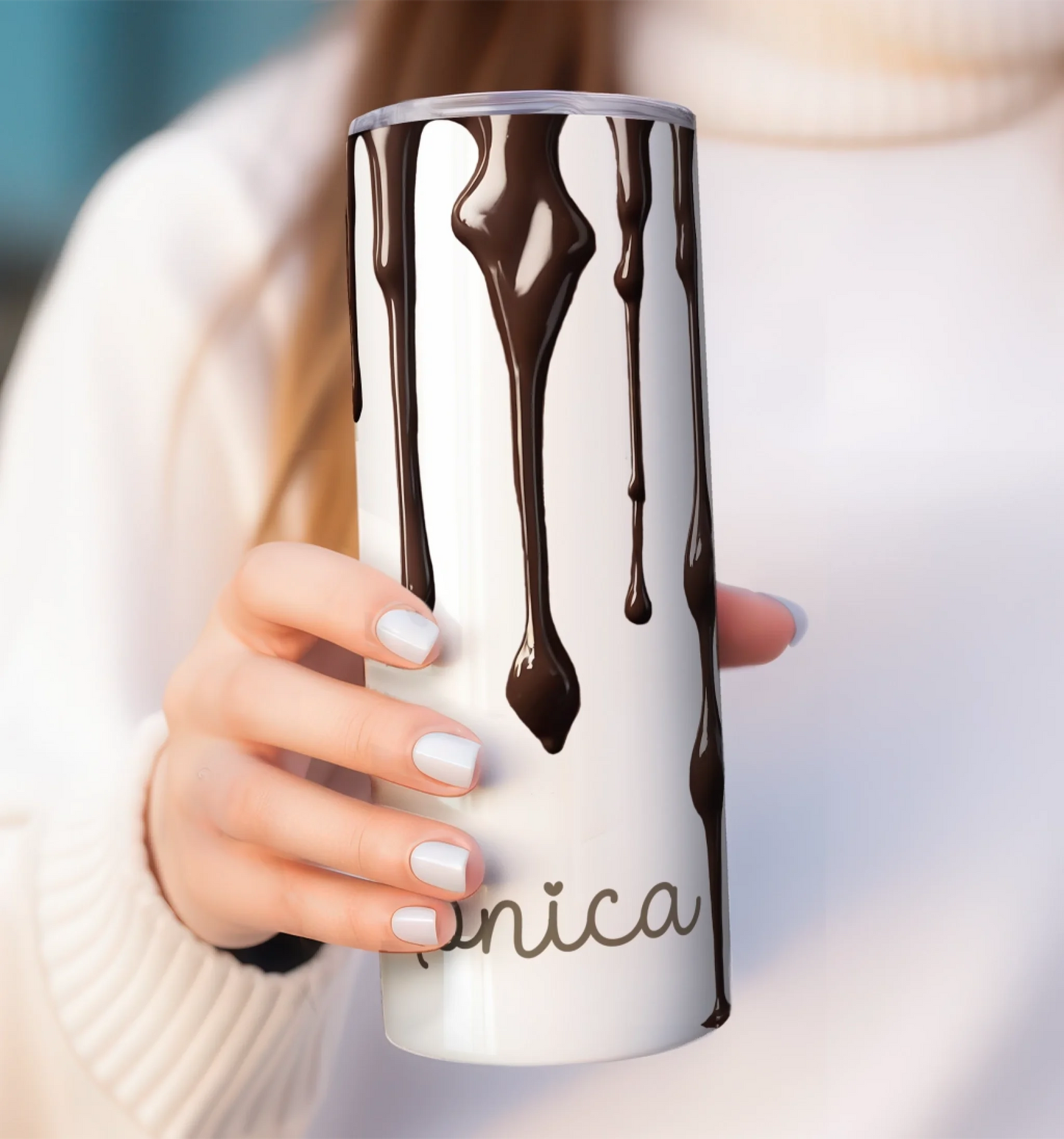 Hot and cold tumbler with chocolate drip design – perfect for gifting