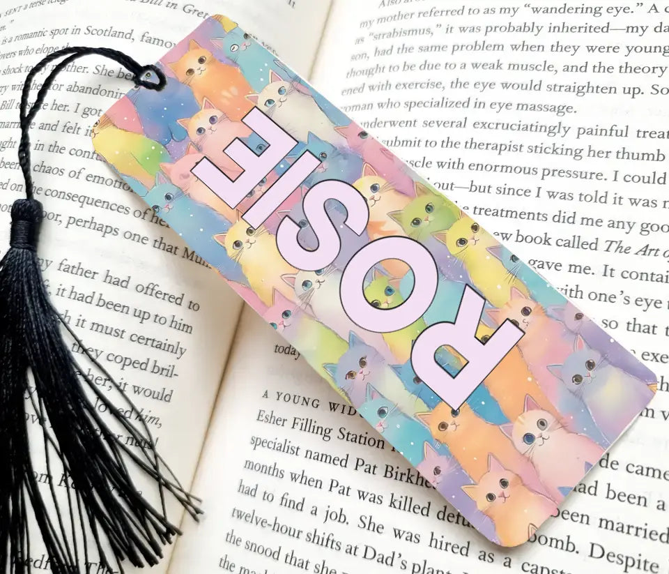 Discover the Purrr-fect Bookmark: Personalised with Your Name!