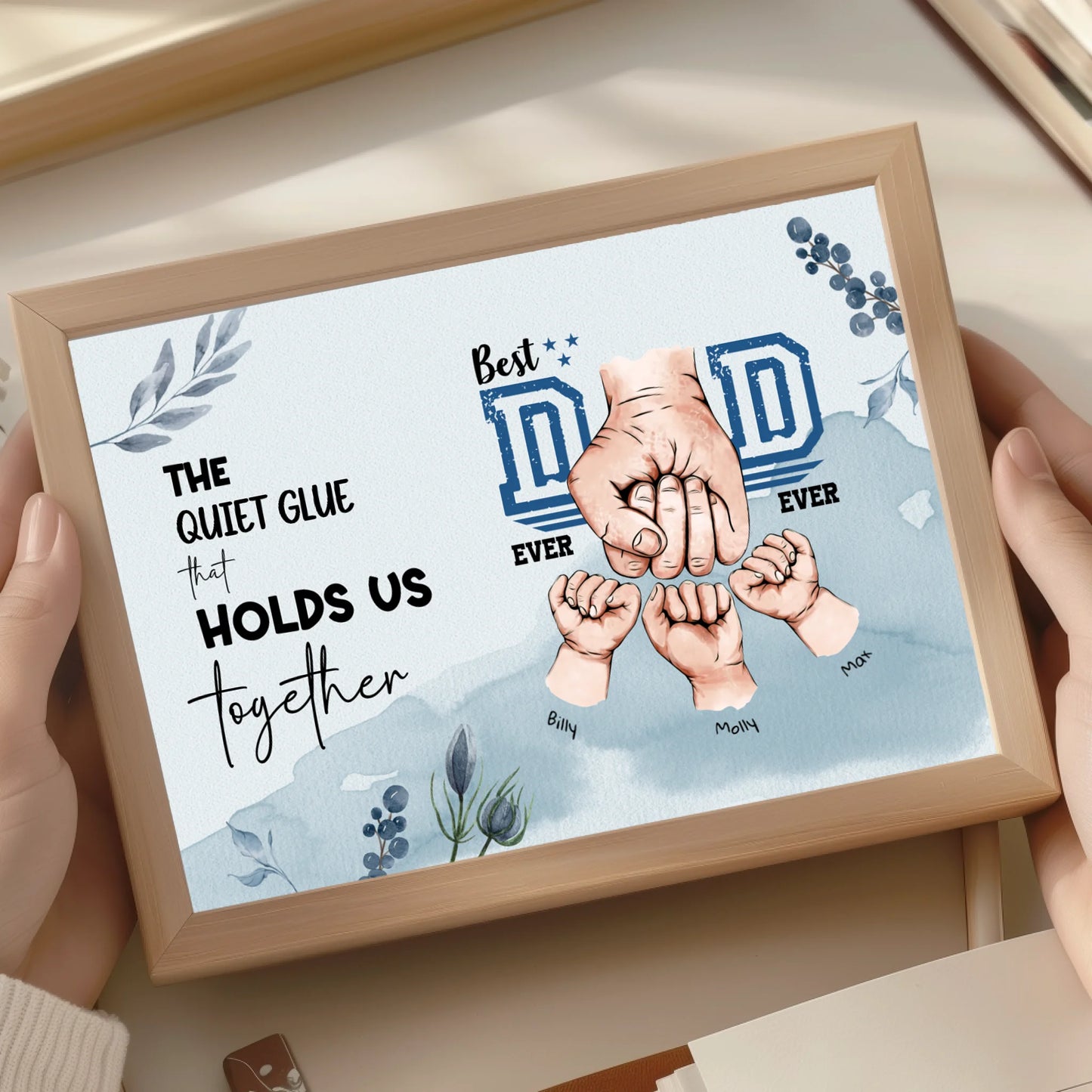Horizontal_Wood_Frame_DINA_Ratio_Woman_Hand_closeup 1PNG