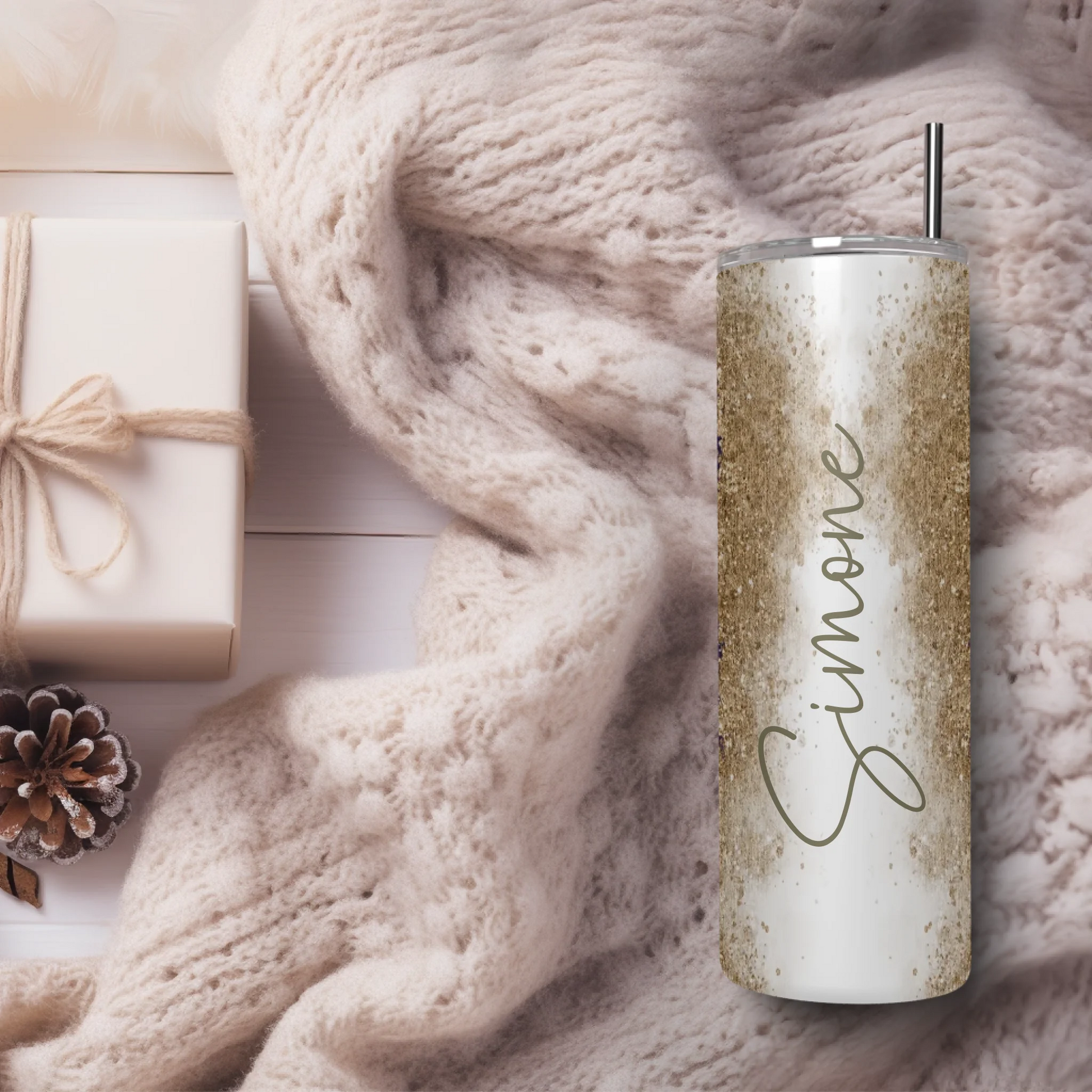 Create a gift set for women or men with a personalised insulated tumbler cup