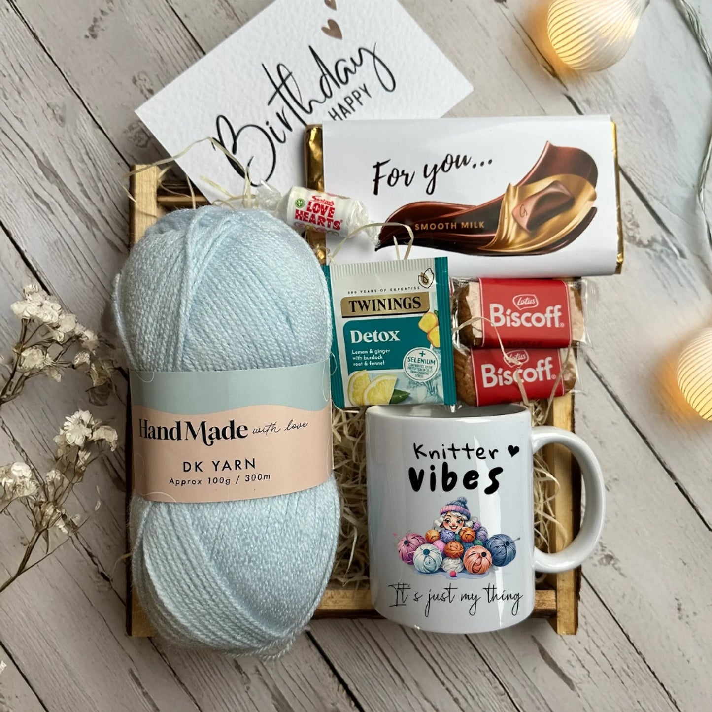 Knitting gift set knitter vibes mug with thin wool