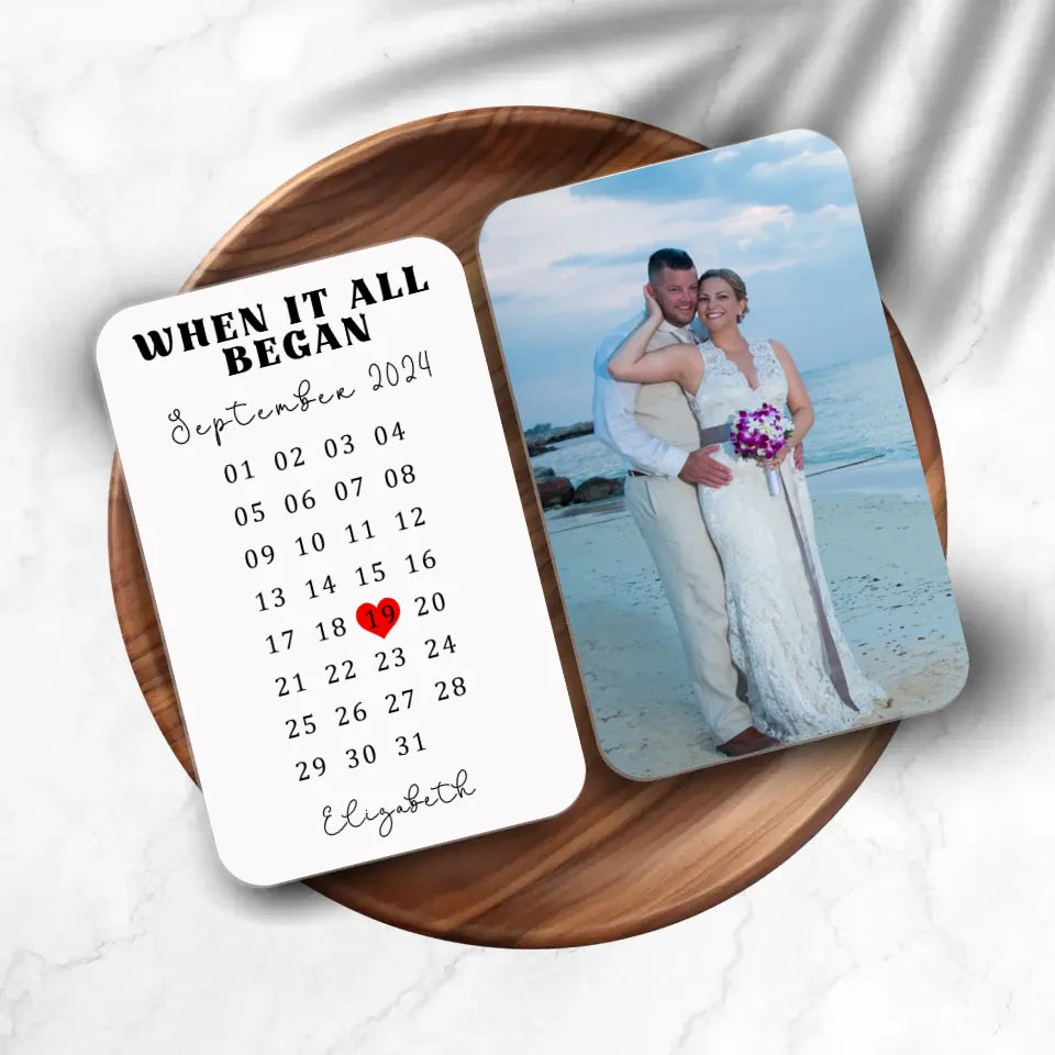 Metal card with personalised calendar  and photo