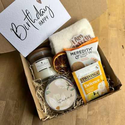 Golden Glow gift set with name mirror