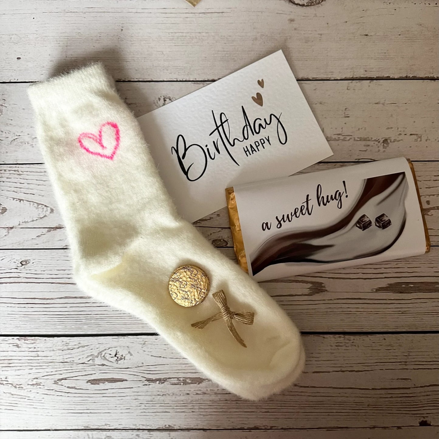 cosy gift for her with hot chocolate sachet