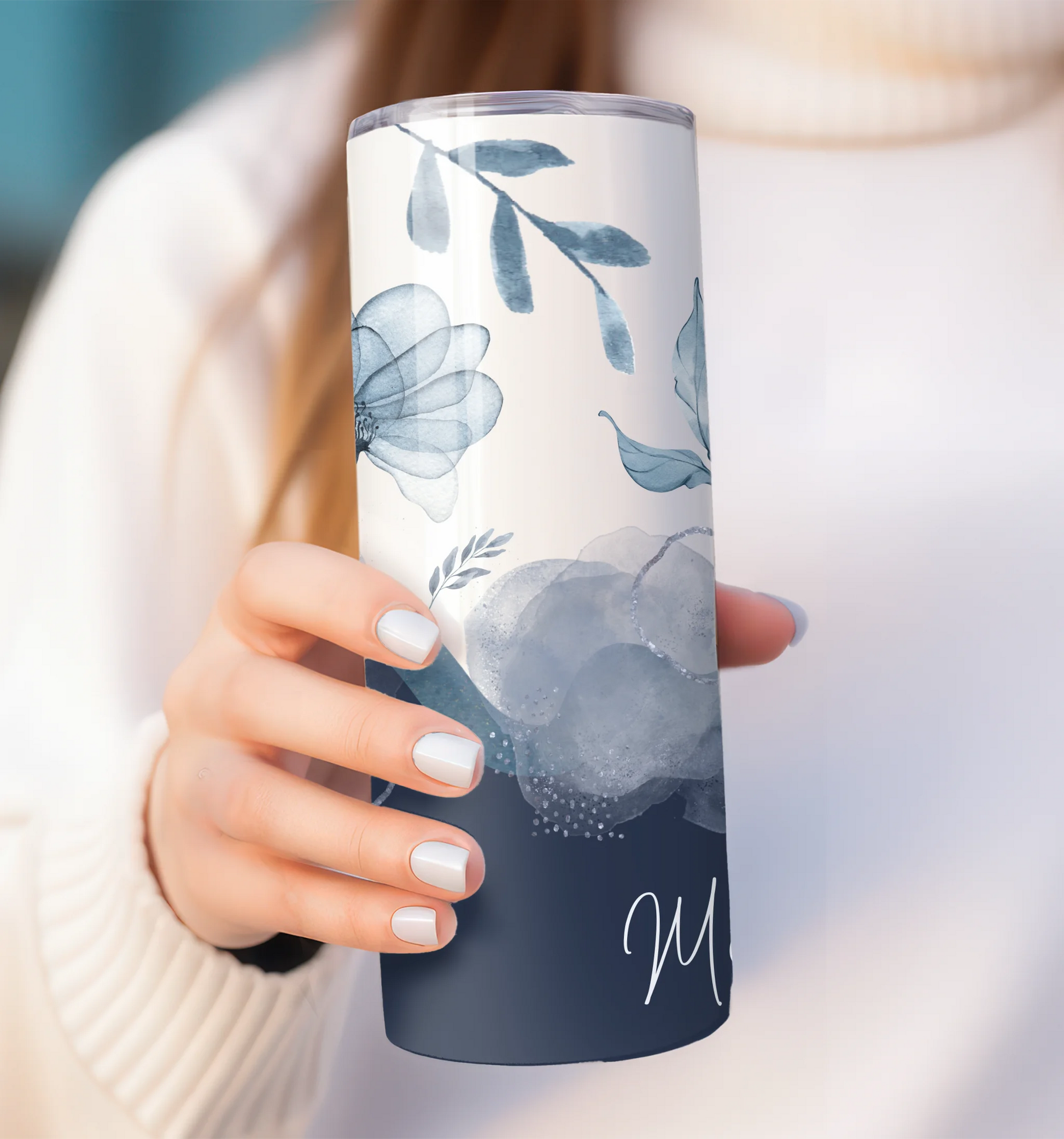 Travel mug with font colour choice