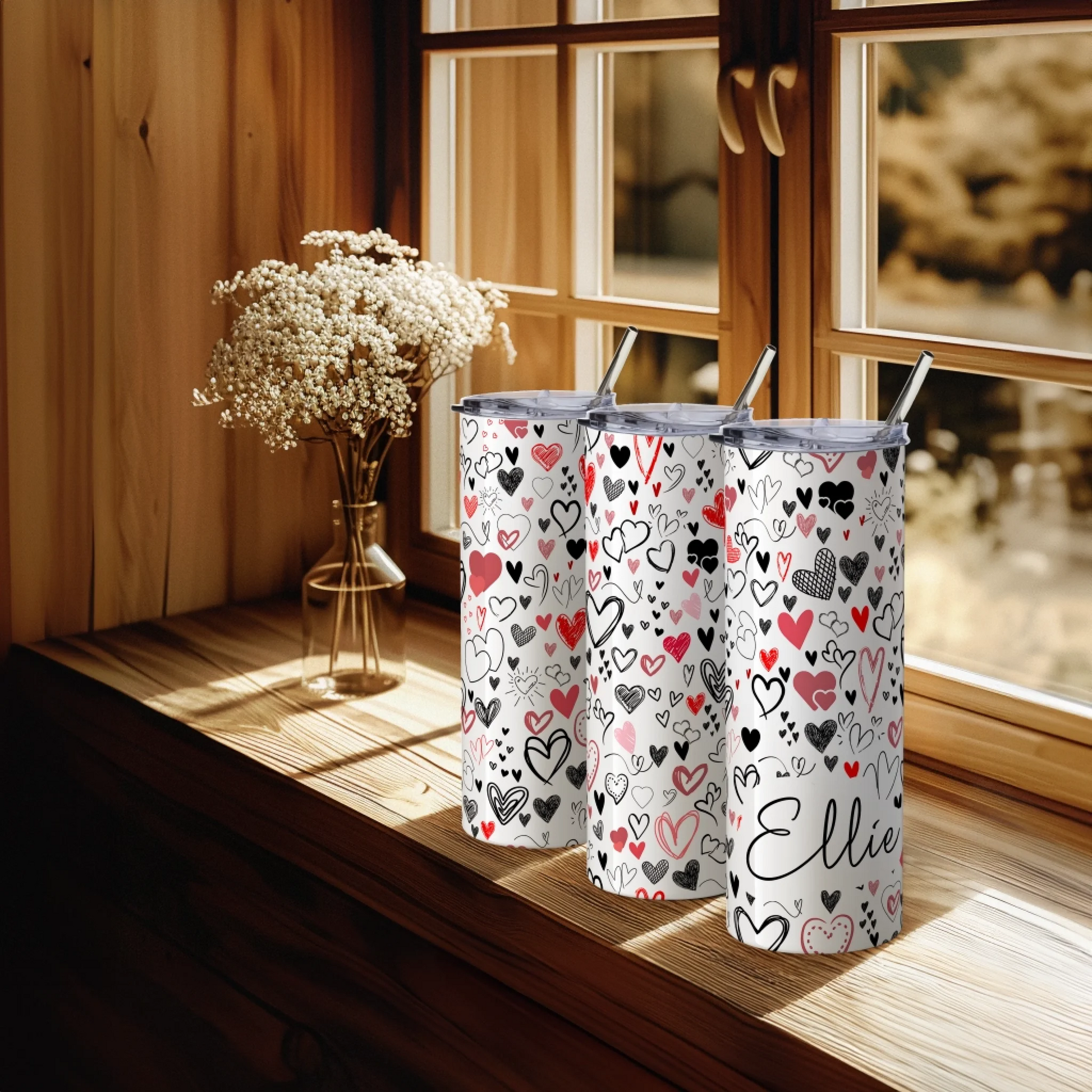 Reusable hot drinks cup in heart pattern