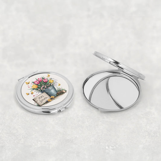 Compact mirror for friends gift idea