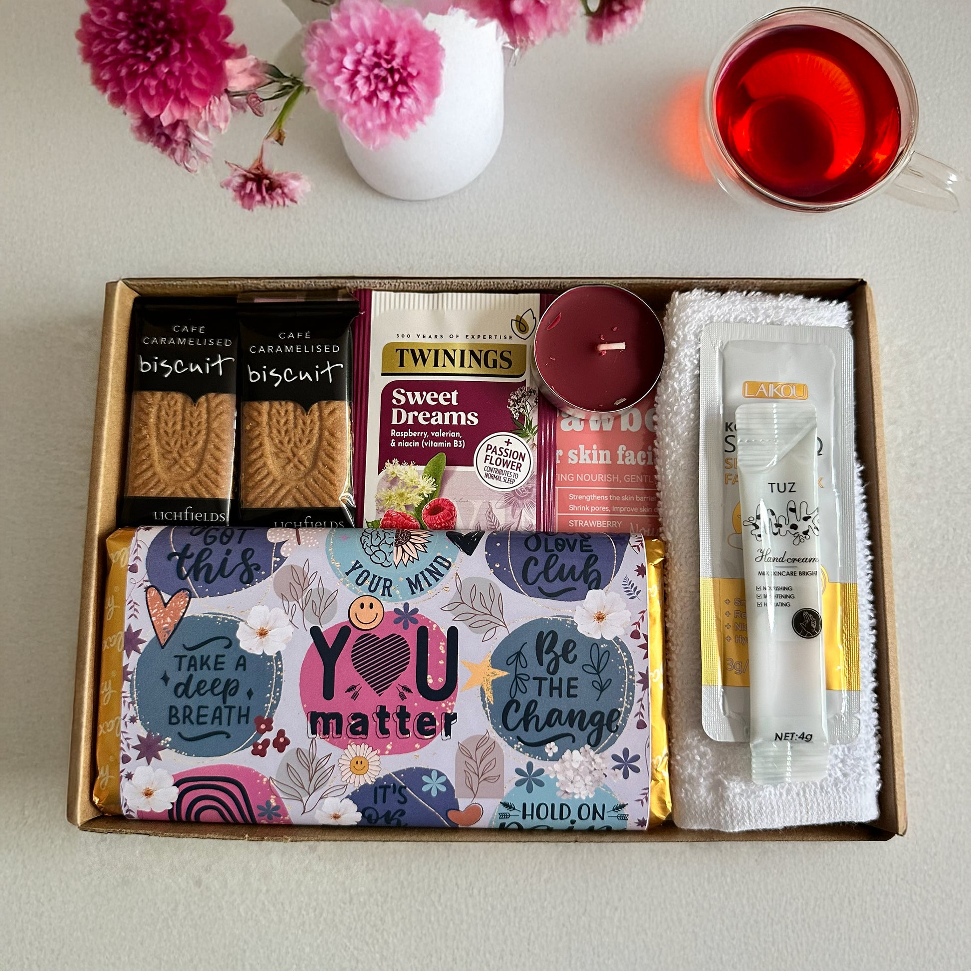 Cheer up gift box for friend