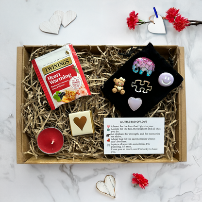 Small romantic keepsake gift UK